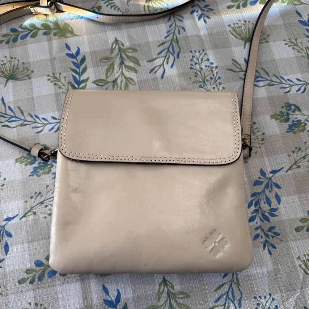 Patricia Nash Cream Leather Crossbody Bag